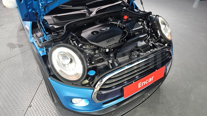 Mini Cooper 2018 — 5