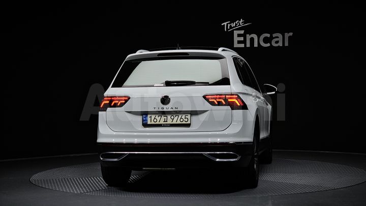 Volkswagen Tiguan 2022 — 5
