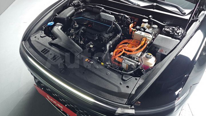 Hyundai Grandeur 2023 — 5