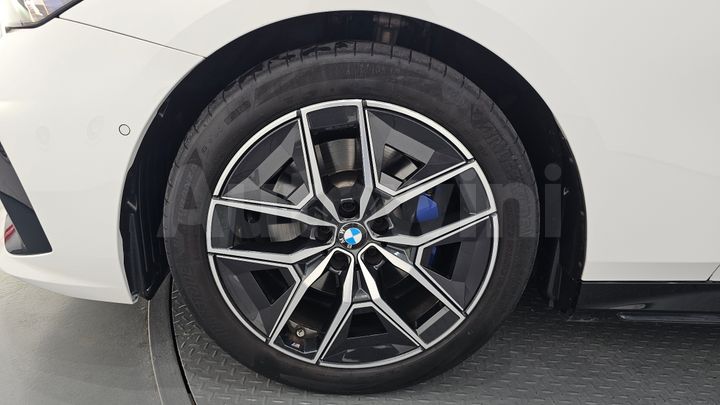 BMW 5 Series 2024 — 5