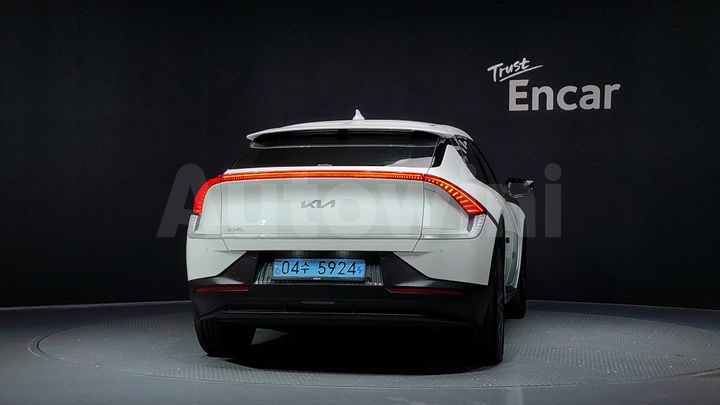 Kia EV6 2022 — 4