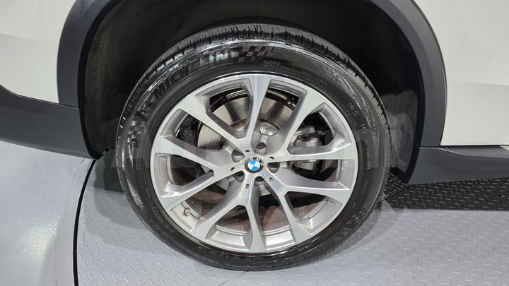 BMW X5 2021 — 5