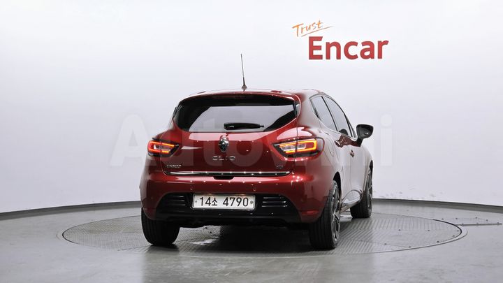 Renault Clio 2018 — 4