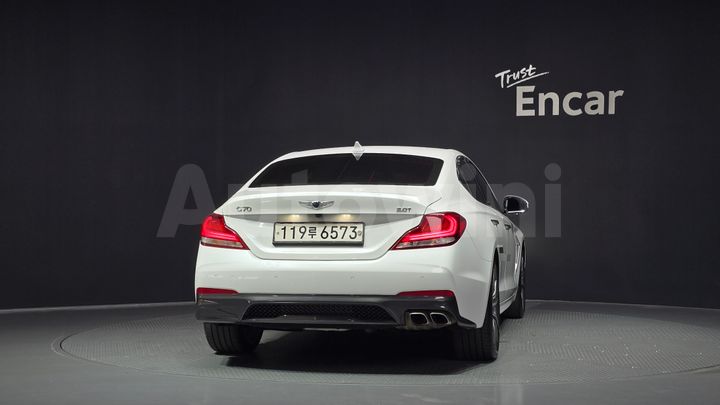 Genesis G70 2020 — 4