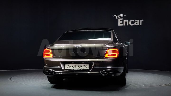 Bentley Flying Spur 2022 — 4
