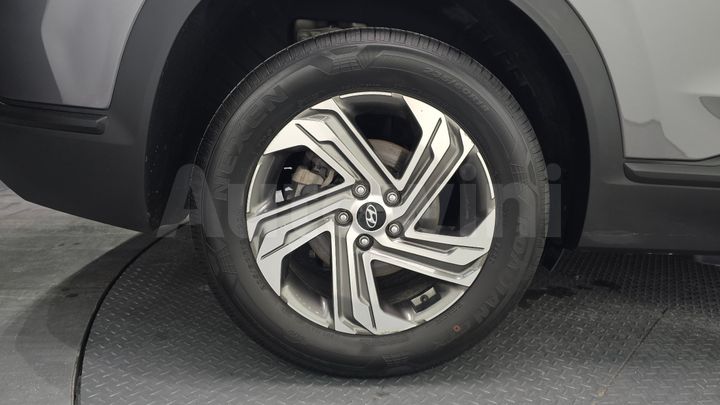 Hyundai SantaFe 2021 — 5