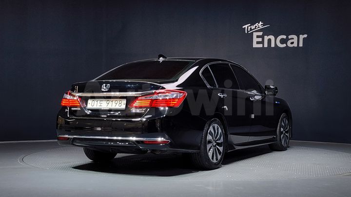 Honda Accord 2017 — 2