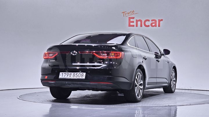 Renault SM6 2016 — 2