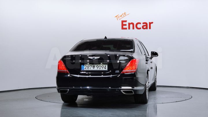 Genesis EQ900 2016 — 4
