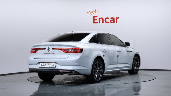 Renault SM6 2017 — 2