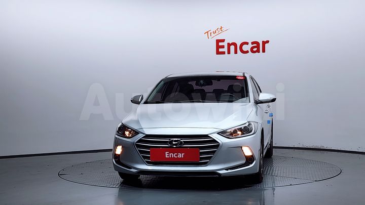 Hyundai Avante 2016 — 3