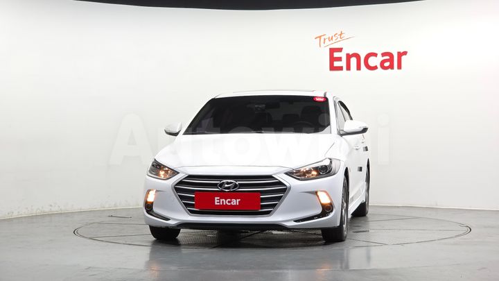 Hyundai Avante 2016 — 3