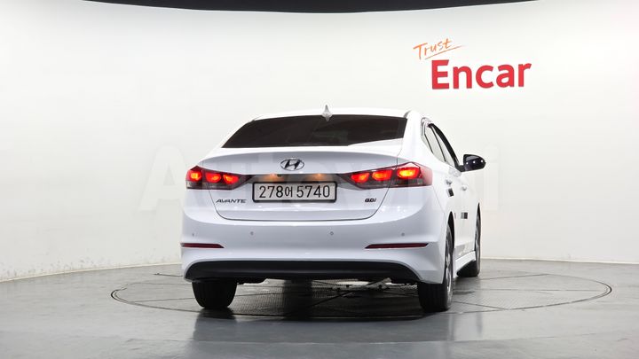 Hyundai Avante 2016 — 4