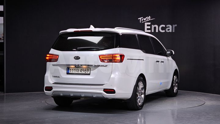 Kia Carnival 2019 — 2