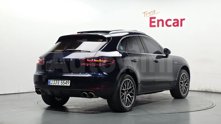 Porsche Macan 2017 — 2