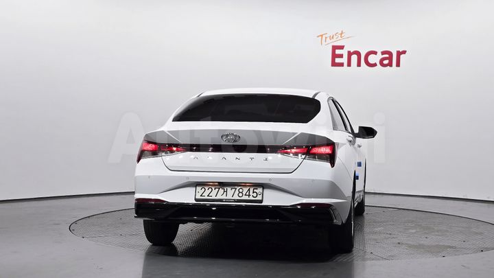 Hyundai Avante 2021 — 4
