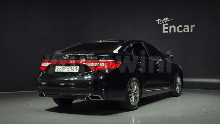 Hyundai Grandeur 2016 — 2
