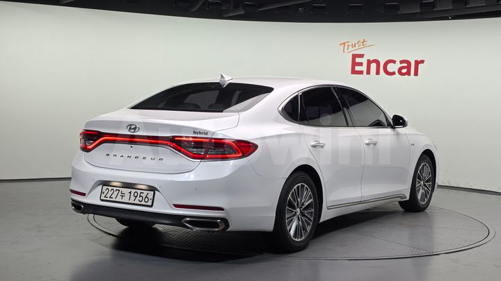 Hyundai Grandeur 2019 — 2