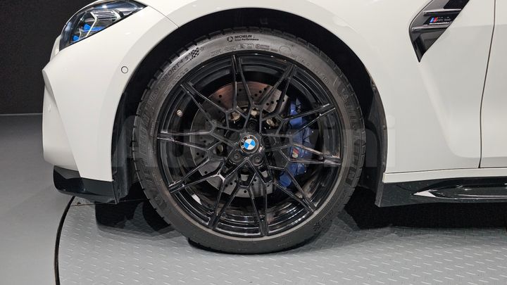 BMW M4 2024 — 5