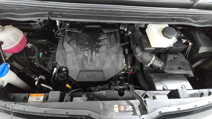 Hyundai Staria 2025 — 5