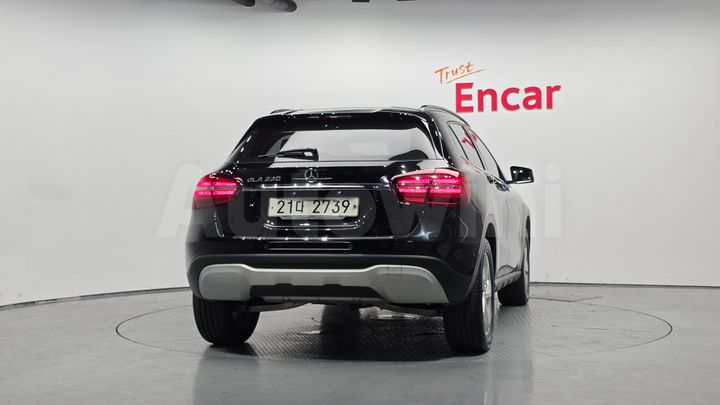 Mercedes Benz GLA Class 2019 — 3