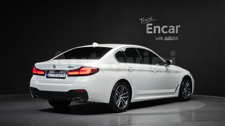 BMW 5 Series 2023 — 2