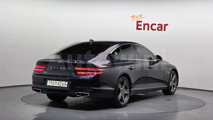 Genesis G80 2023 — 2