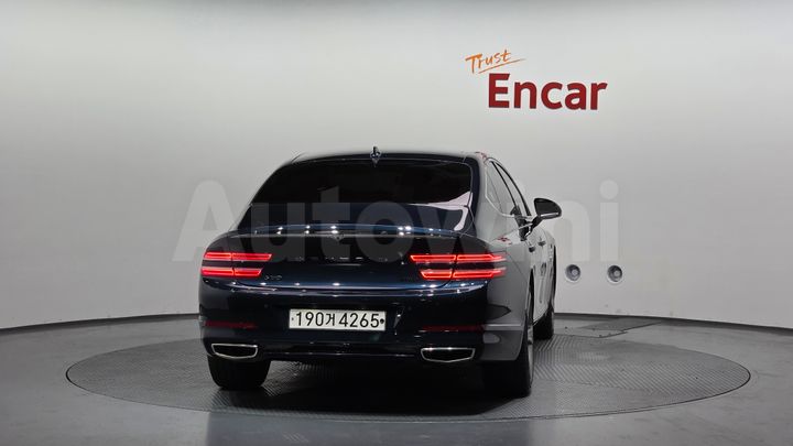 Genesis G80 2023 — 4
