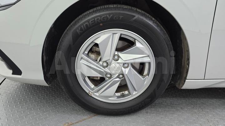 Hyundai Avante 2024 — 5