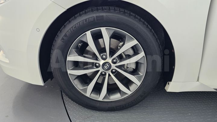 Hyundai Grandeur 2012 — 5