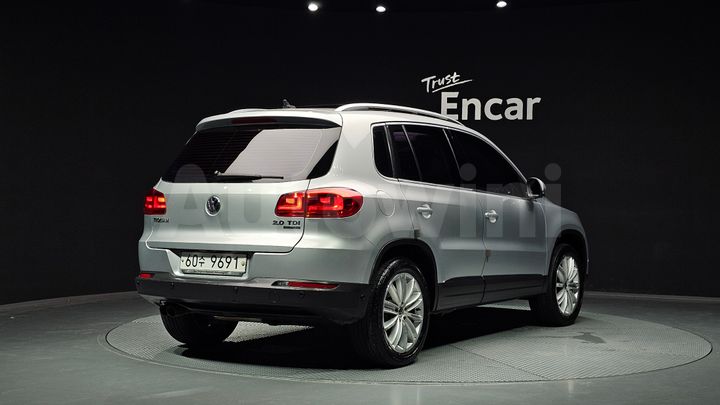 Volkswagen Tiguan 2014 — 2