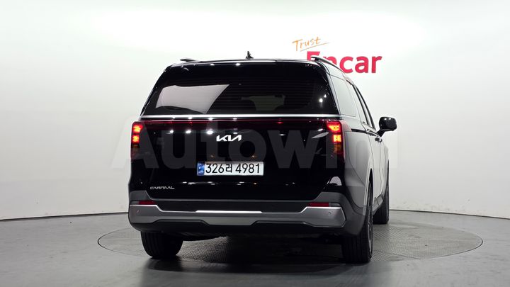 Kia Carnival 2024 — 4