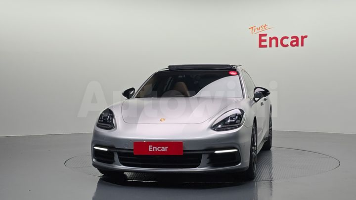 Porsche Panamera 2018 — 3