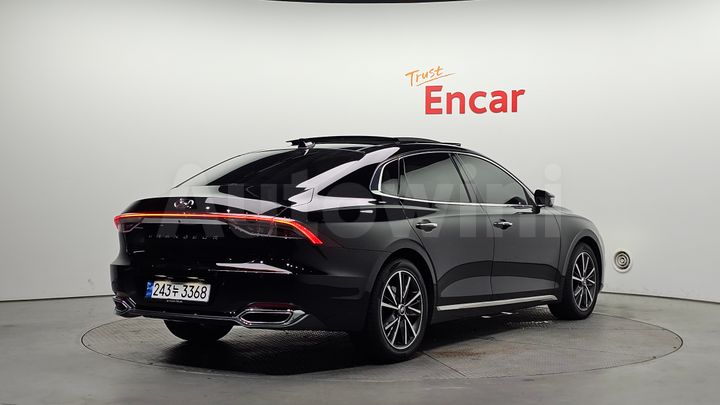 Hyundai Grandeur 2023 — 2