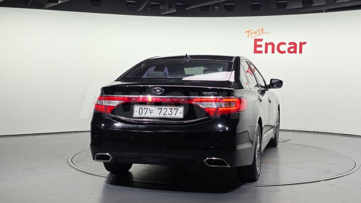 Hyundai Grandeur 2015 — 4