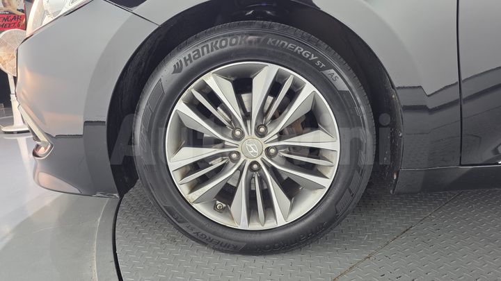 Hyundai Grandeur 2015 — 5