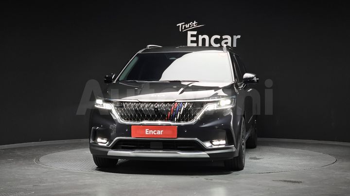 Kia Carnival 2021 — 3