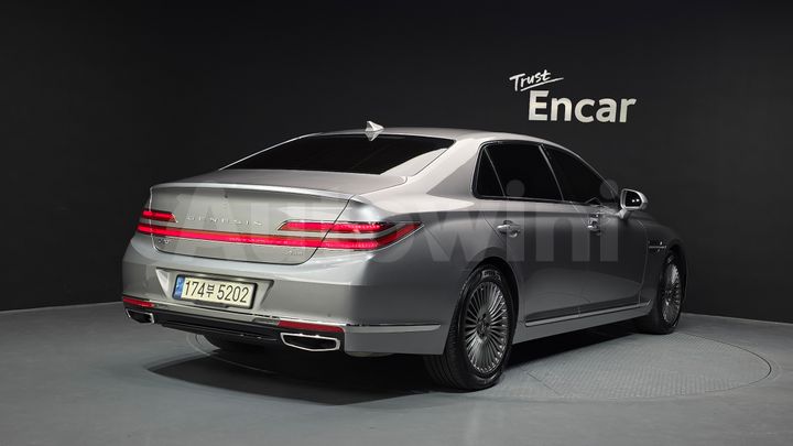 Genesis G90 2021 — 2