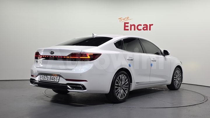 Kia K7 2020 — 2