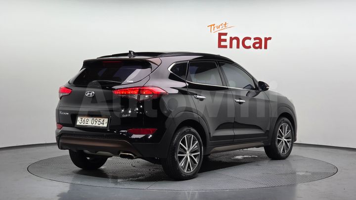 Hyundai Tucson 2017 — 2