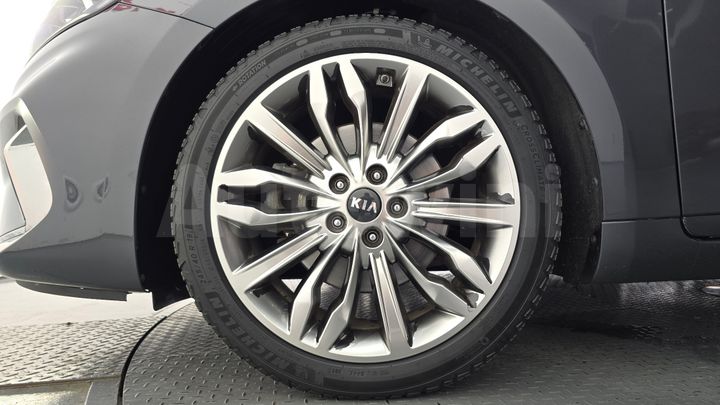 Kia K7 2020 — 5