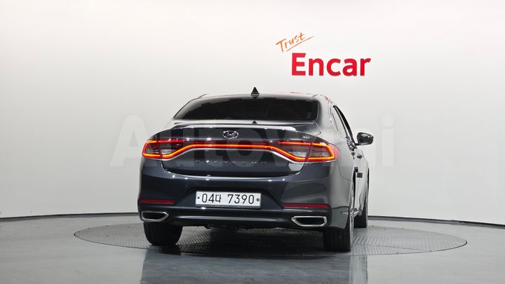 Hyundai Grandeur 2017 — 4