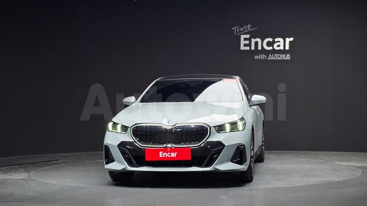 BMW 5 Series 2026 — 2