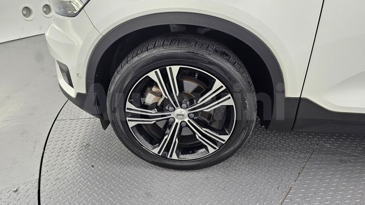 Volvo XC40 2022 — 5