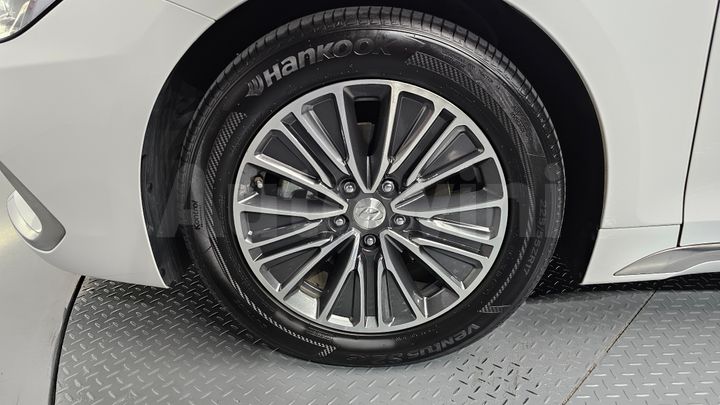 Hyundai Grandeur 2018 — 5