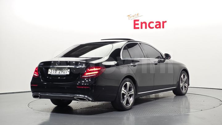 Mercedes Benz E Class 2019 — 2