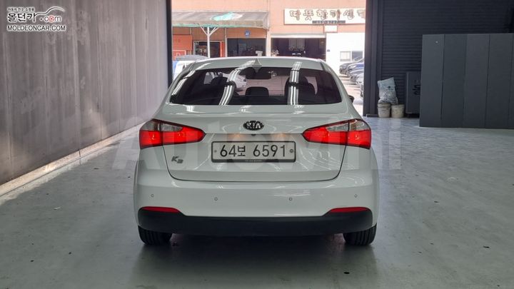 Kia K3 2015 KNAFX412BFA394347 — 4