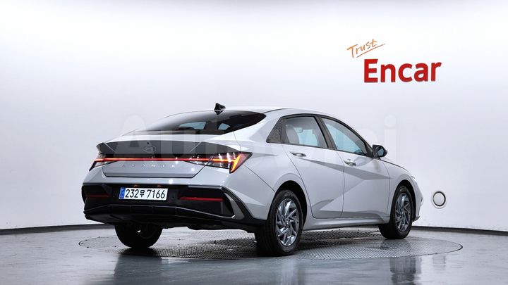 Hyundai Avante 2026 — 2