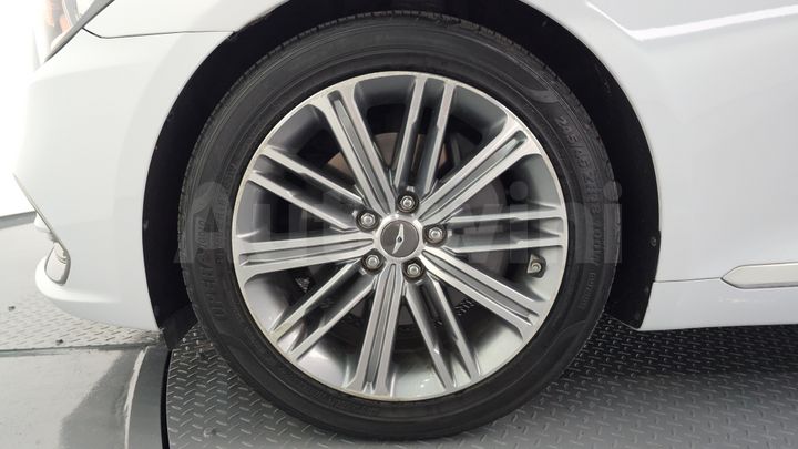 Genesis G80 2017 — 4