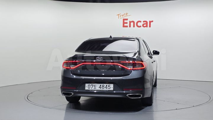 Hyundai Grandeur 2018 — 4
